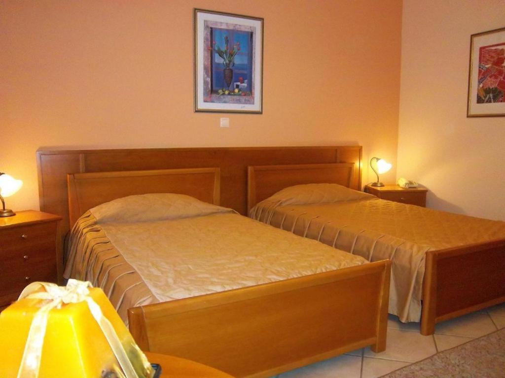 Iria Beach Ngoại thất bức ảnh