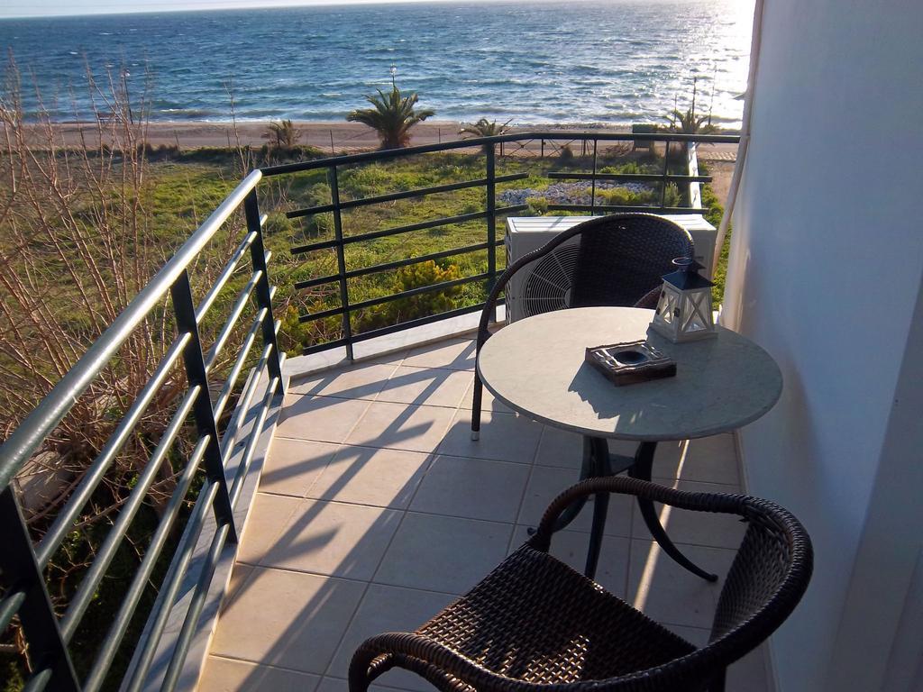 Iria Beach Ngoại thất bức ảnh
