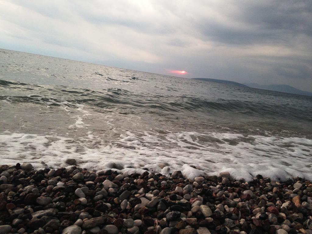 Iria Beach Ngoại thất bức ảnh